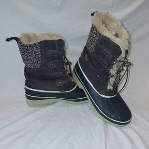 Khombu Black and Brown Winter Women's Boots with Faux Fur Sz 9